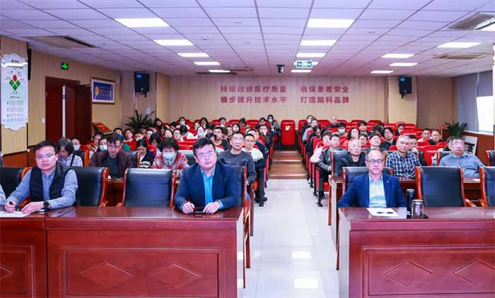 ������֮�� �������İ����ⳡ�����ᣬ����ǩ�¶������ĳ�ŵ